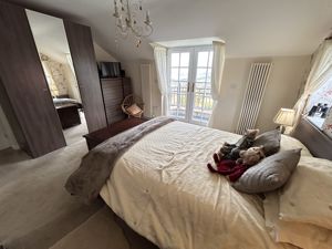 Photo 17- click for photo gallery